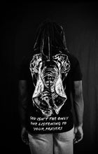Load image into Gallery viewer, Black “Hands of faith “ tee shirt
